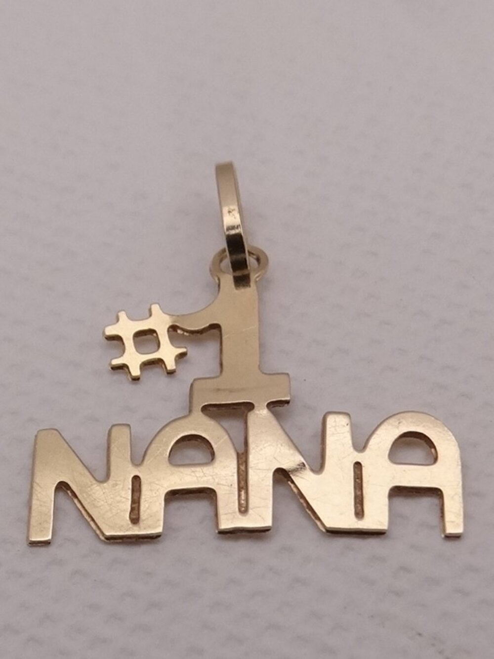 14K Yellow Gold #1 Nana Pendant Charm 0.3 Grams